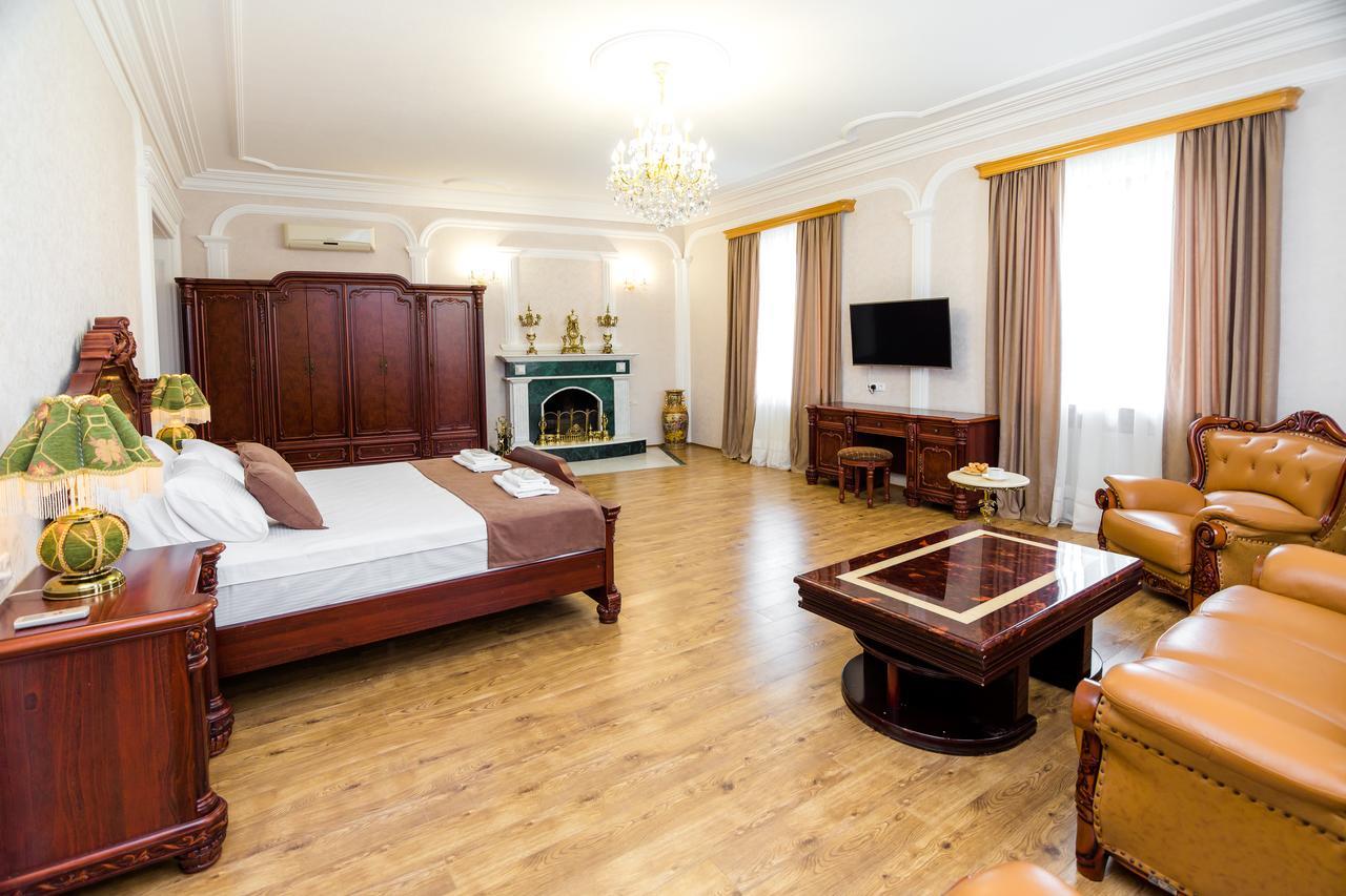 Elia Palace Hotel Тбілісі Екстер'єр фото