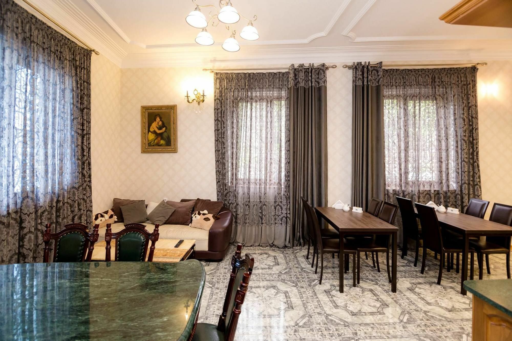 Elia Palace Hotel Тбілісі Екстер'єр фото